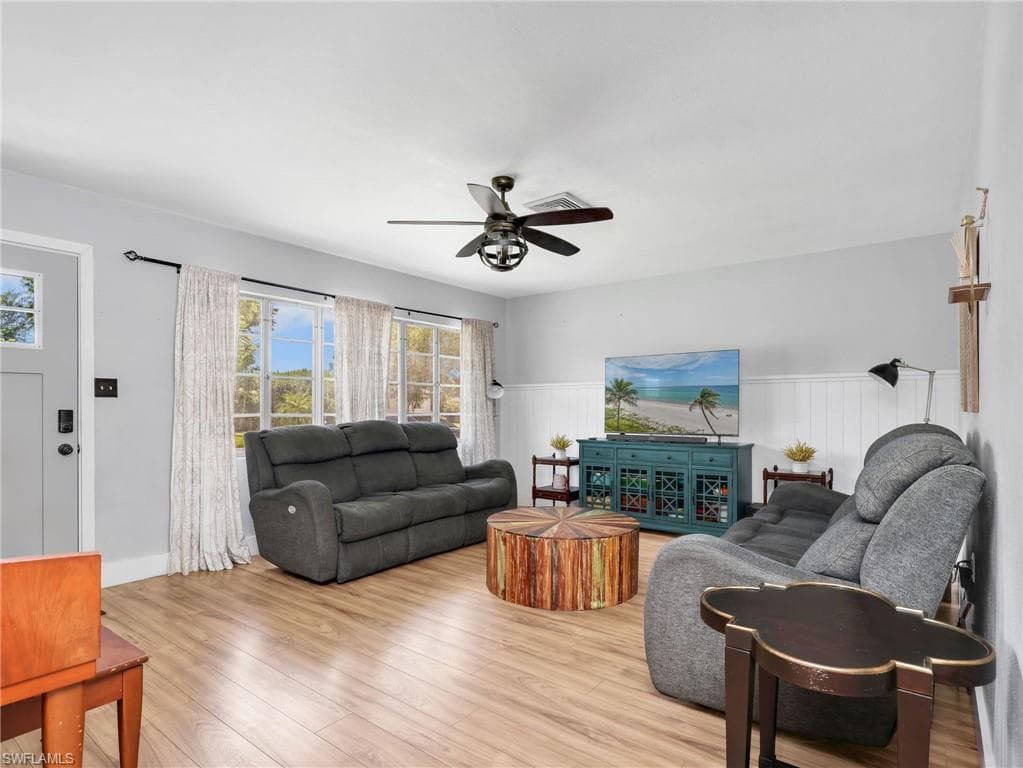 1645 Ardmore RD-9