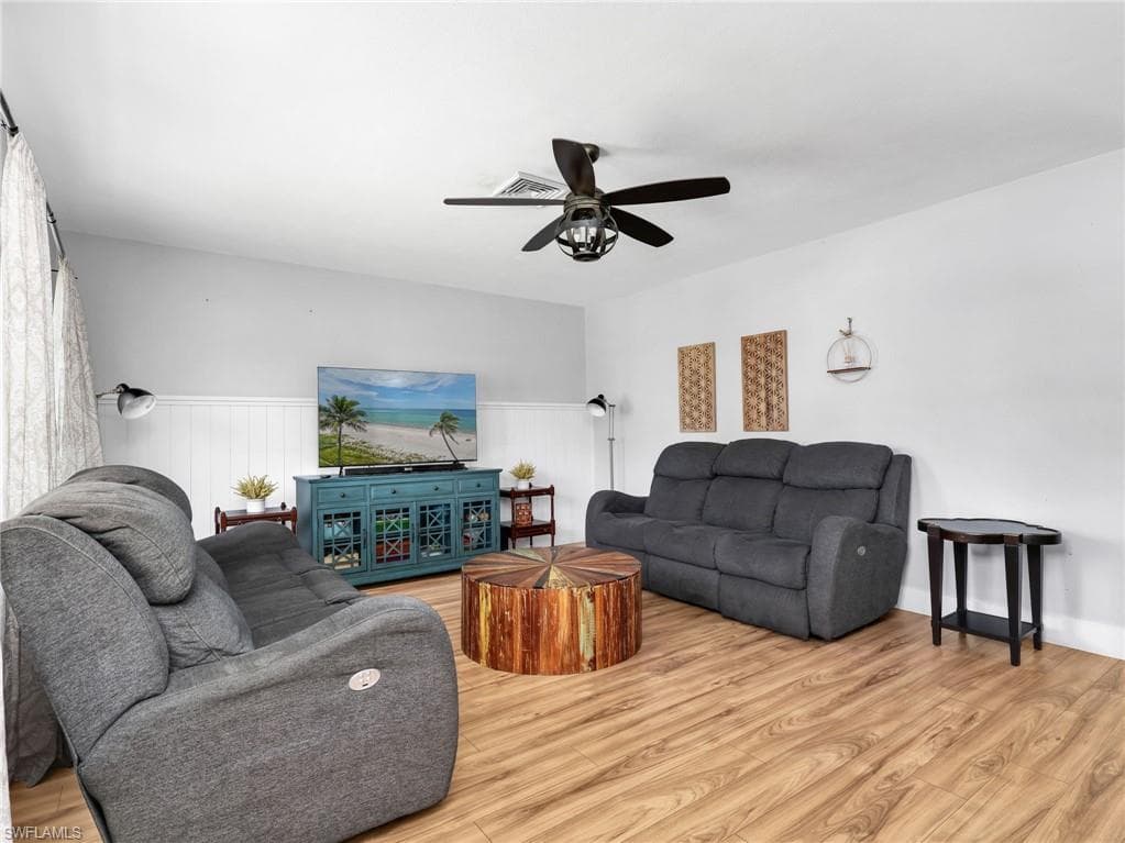 1645 Ardmore RD-8