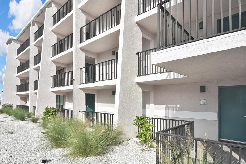 1501 Middle Gulf DR 105F-4
