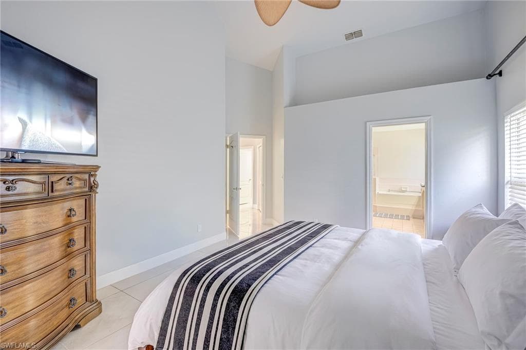 6630 Middlesex PL-11