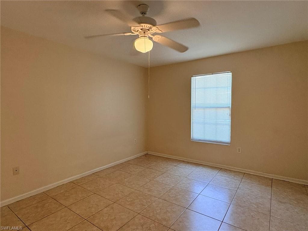 4121 Residence DR 305-6