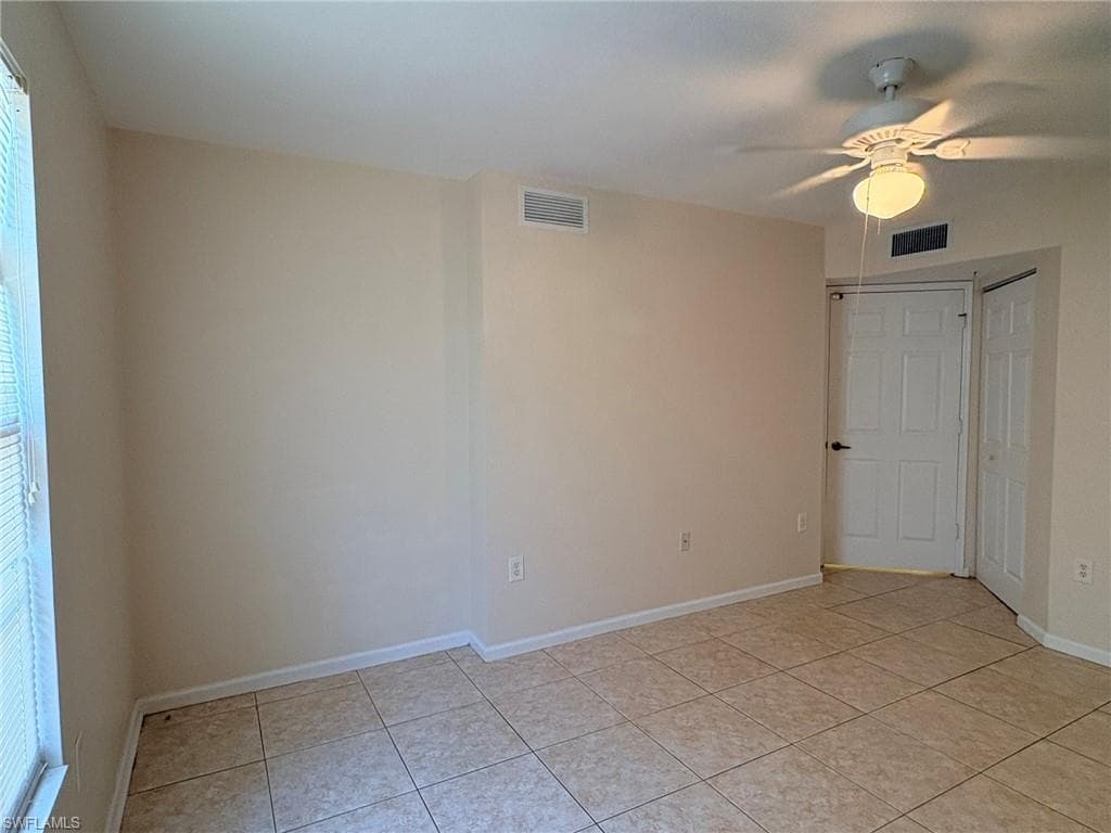 4121 Residence DR 305-12