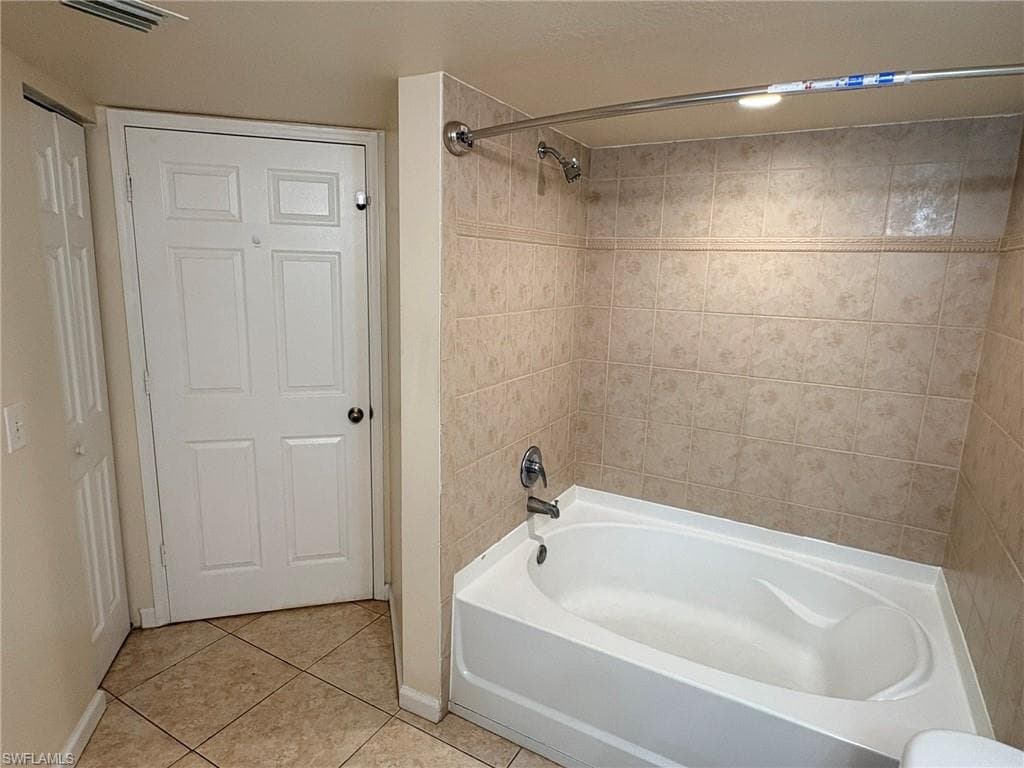 4121 Residence DR 305-10