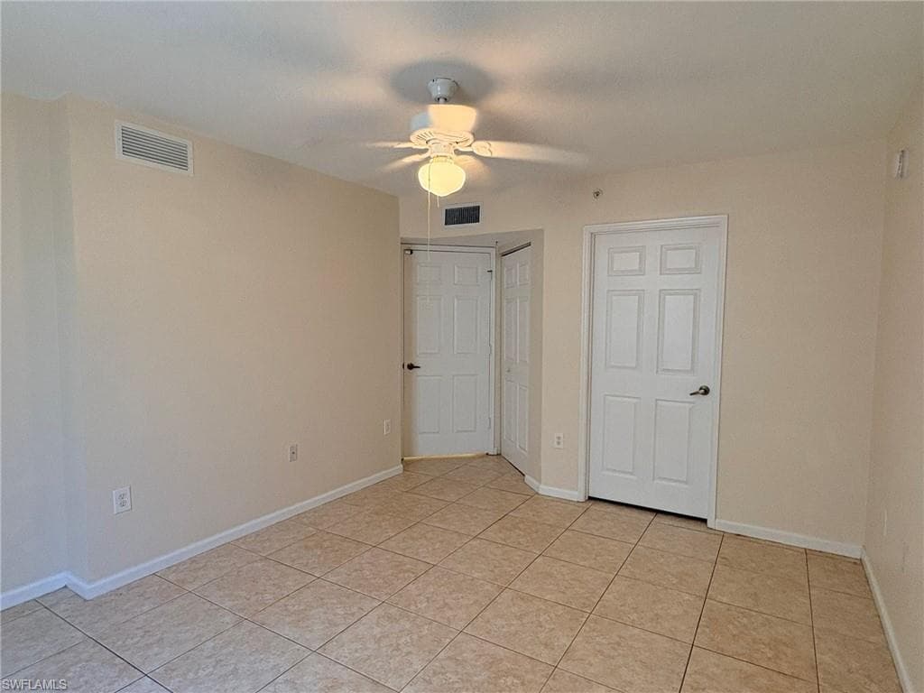 4121 Residence DR 305-11