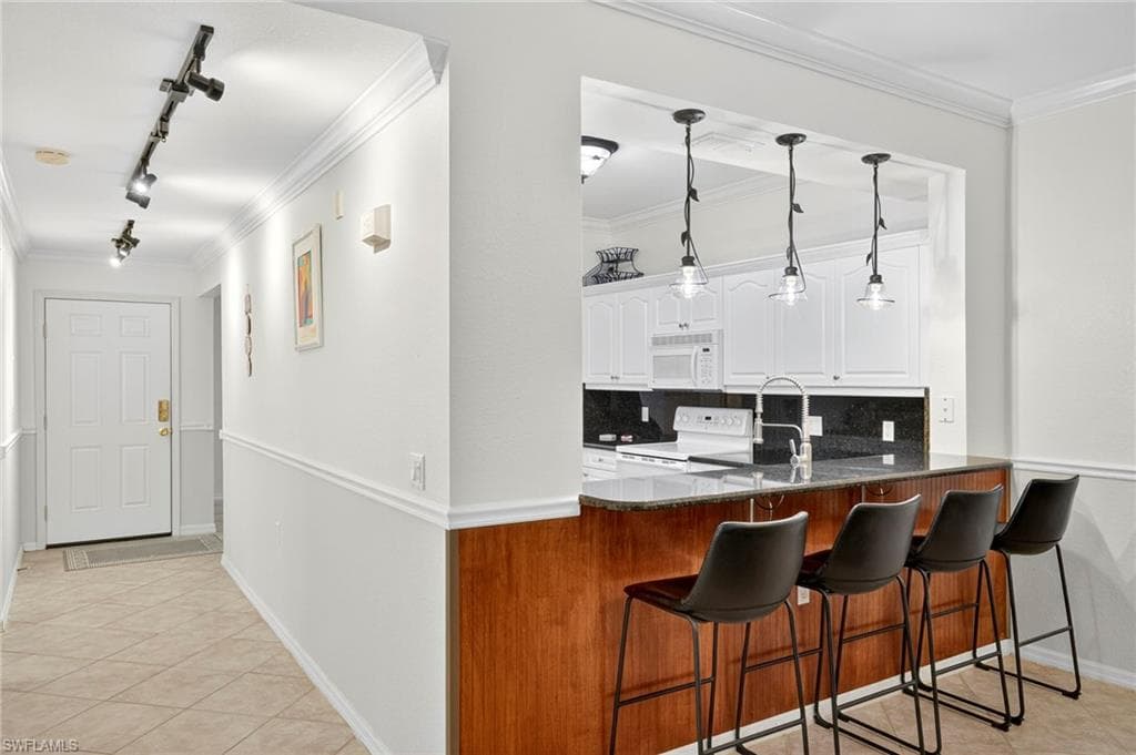8341 Whiskey Preserve CIR 512-9