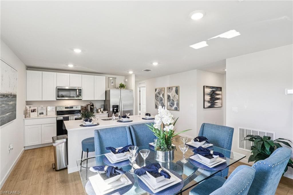 11323 SUNSET PRESERVE DR-7