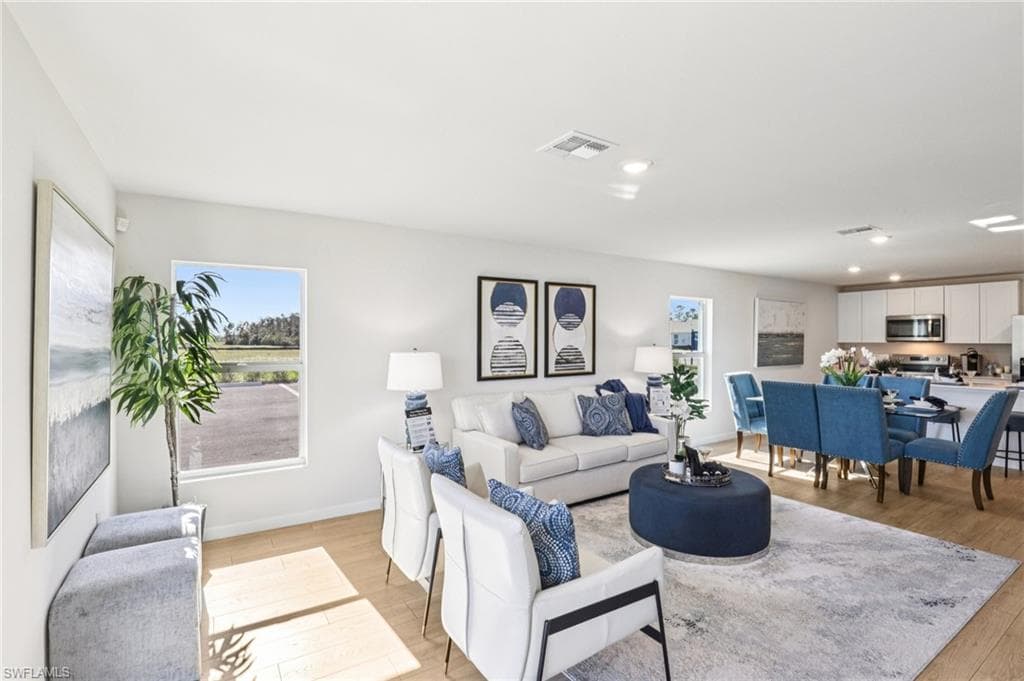 11323 SUNSET PRESERVE DR-4