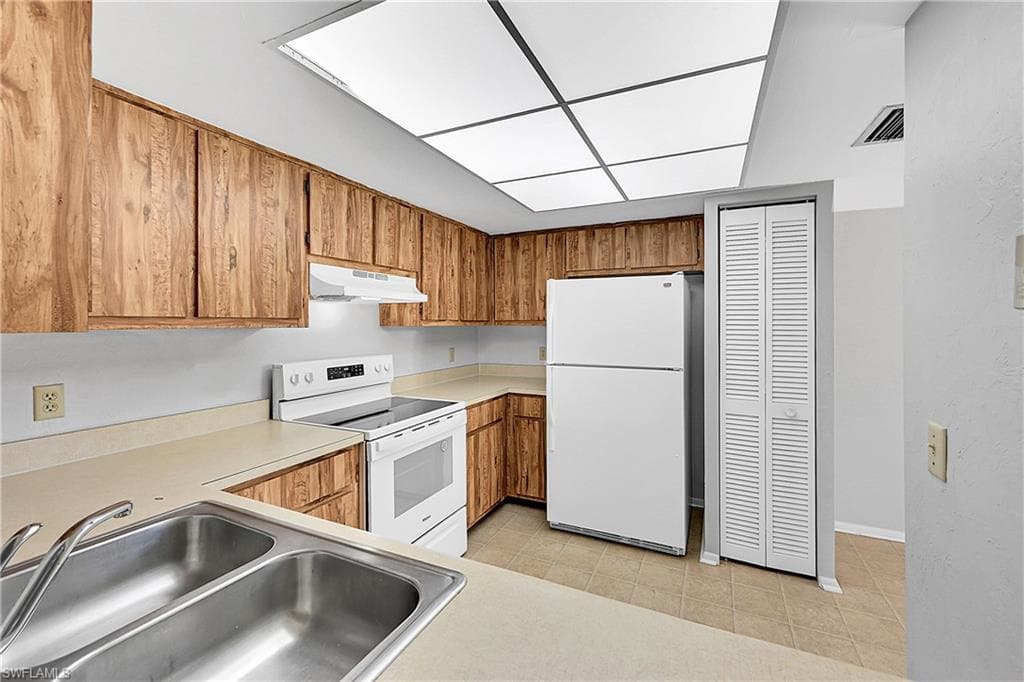 8474 Charter Club CIR 13-13