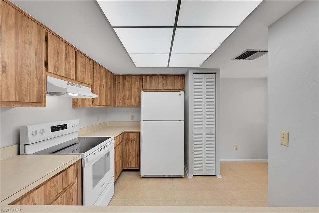 8474 Charter Club CIR 13-12