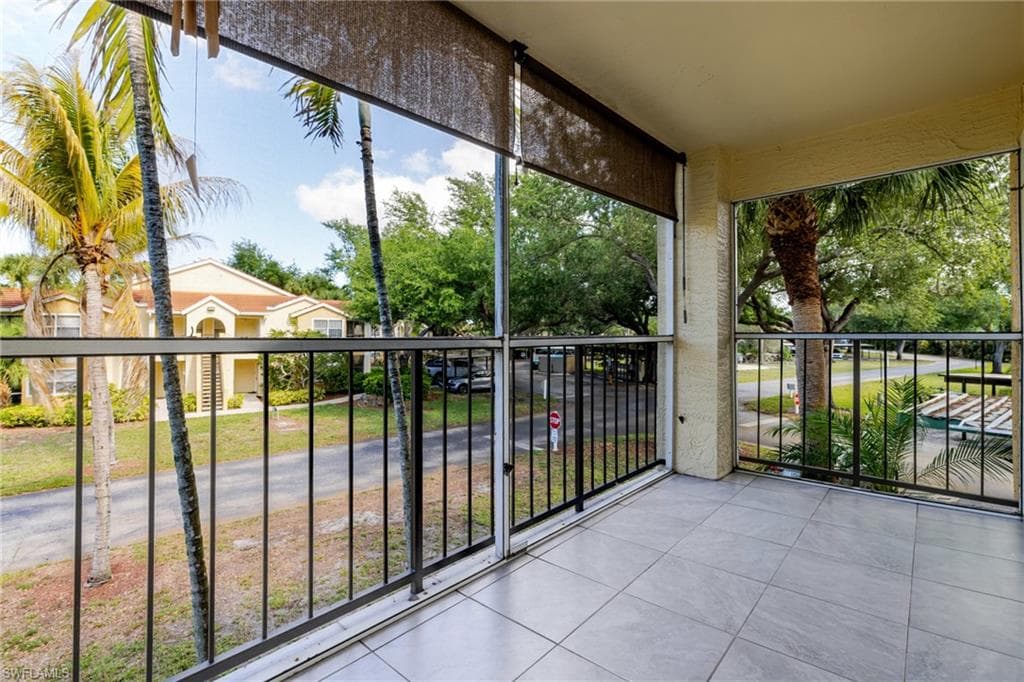 12561 Equestrian CIR 802-27
