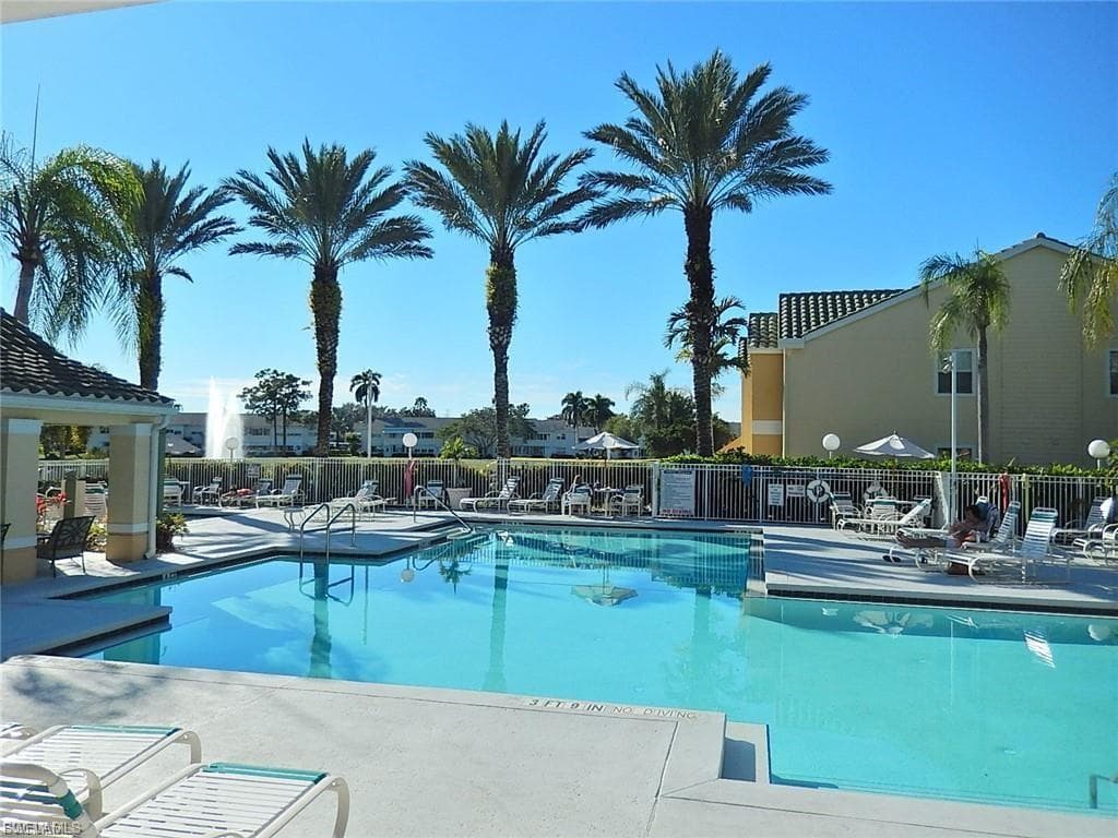 12561 Equestrian CIR 802-36