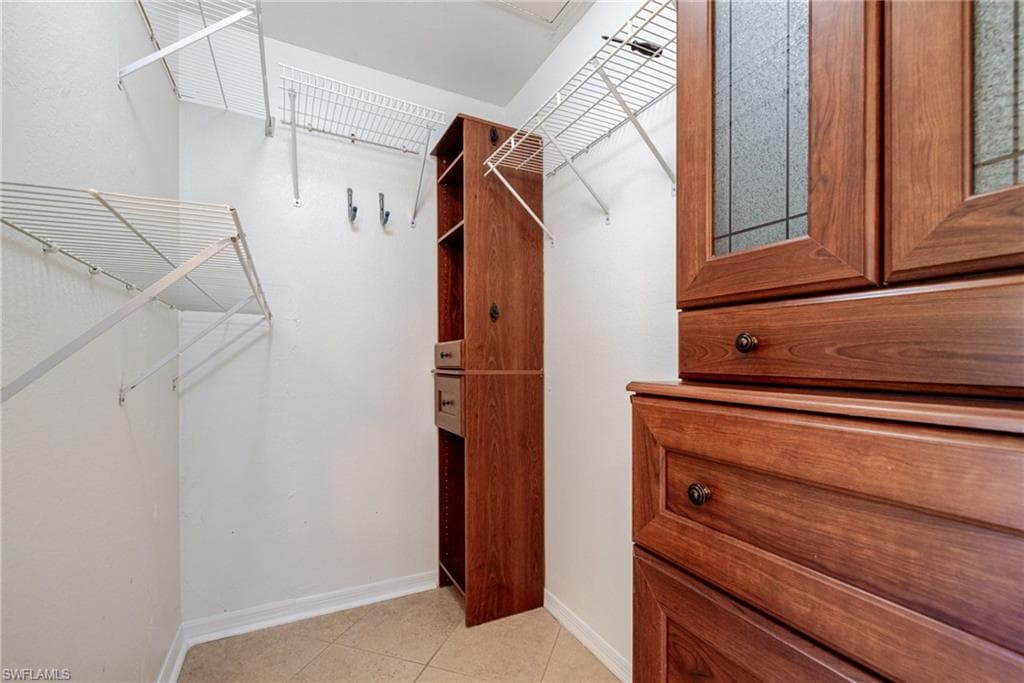 12561 Equestrian CIR 802-15