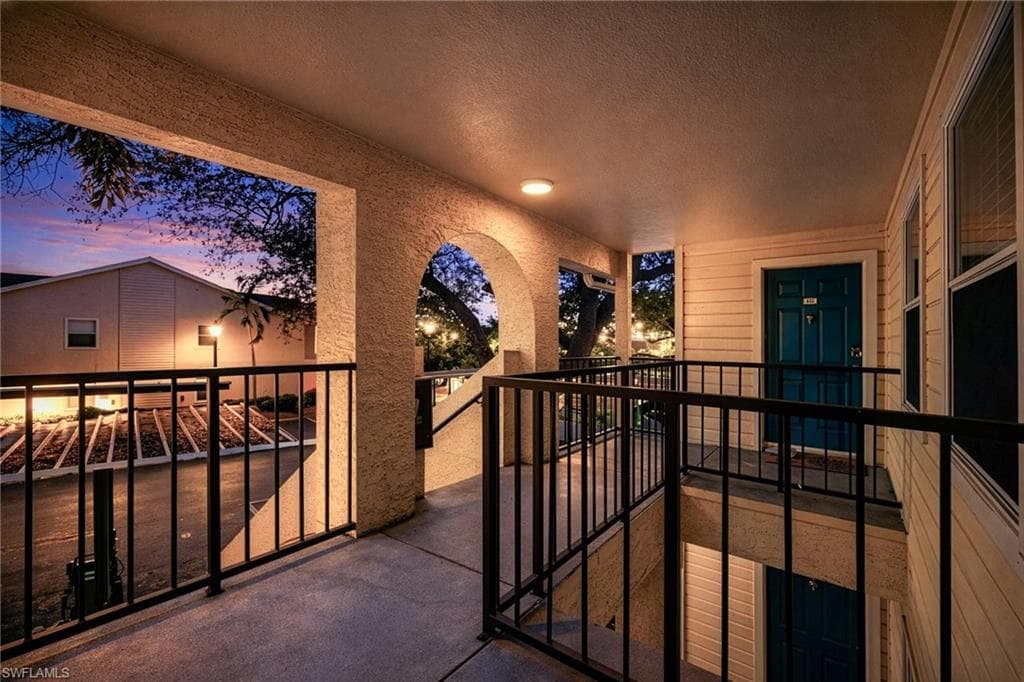 12561 Equestrian CIR 802-31