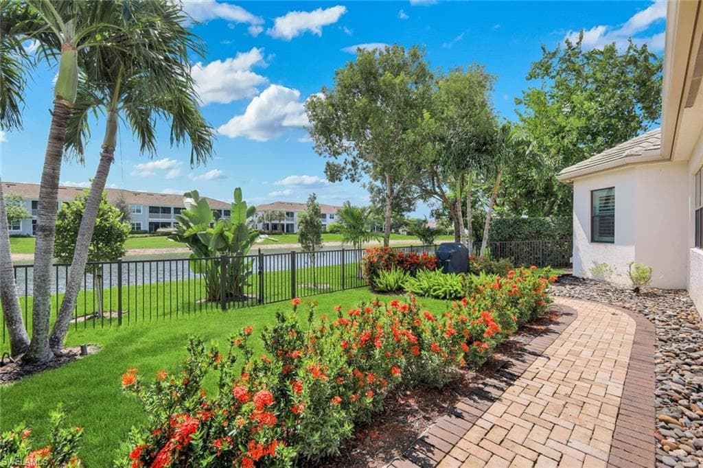 9458 Greenleigh CT-27