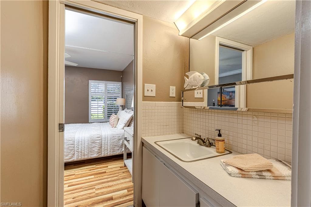 2244 Winkler AVE 108-16