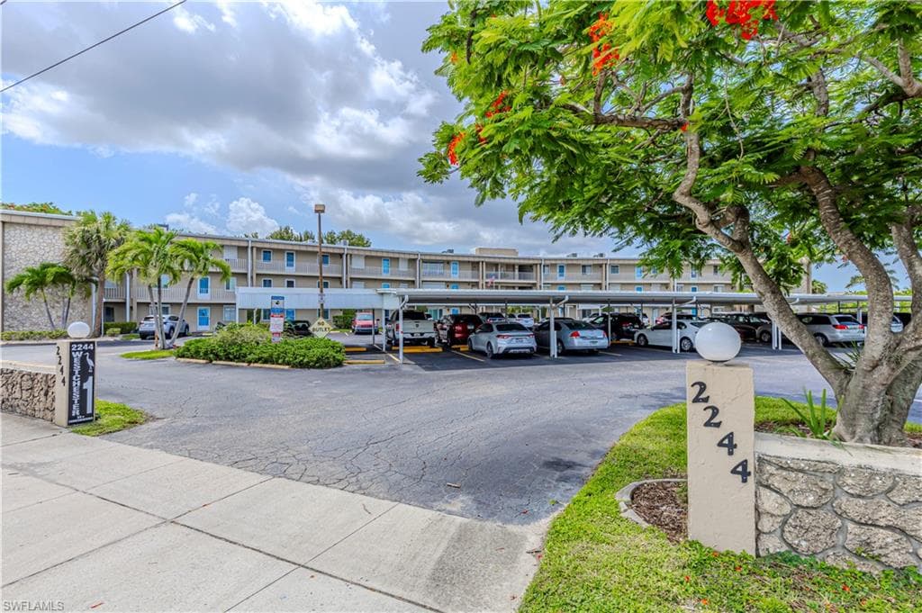 2244 Winkler AVE 108-28