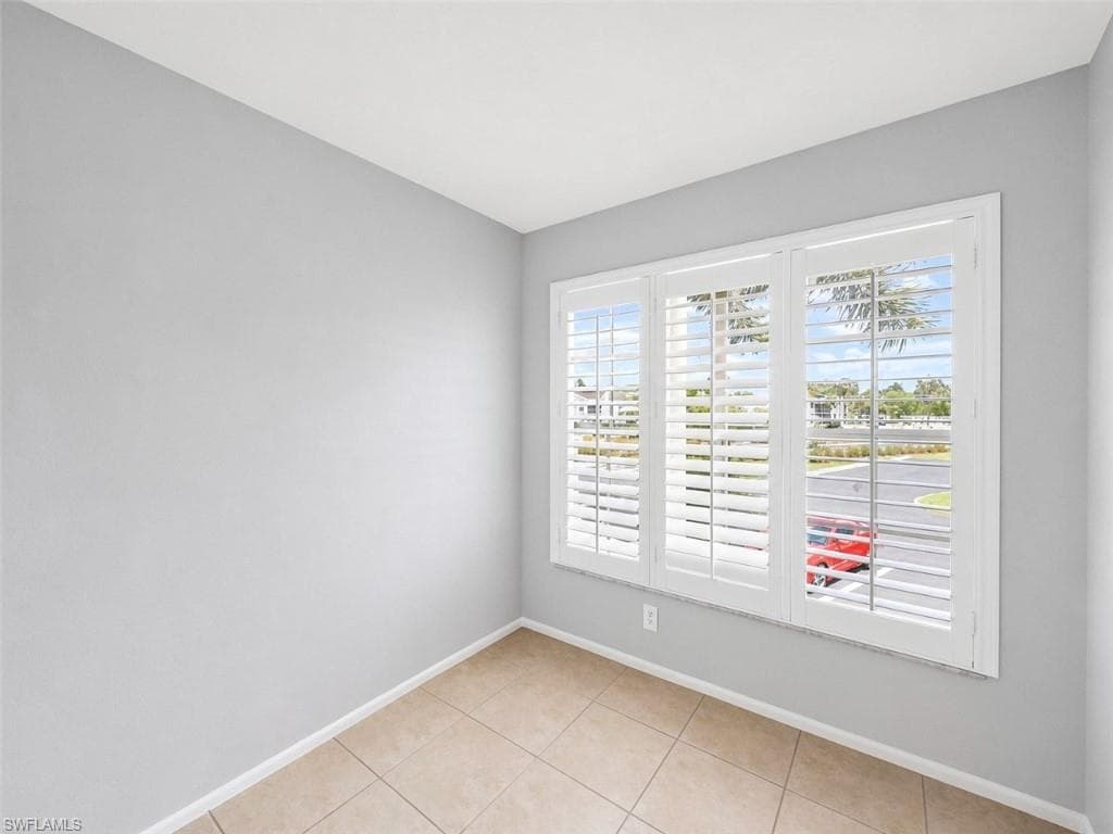 150 Santa Clara DR 7-3