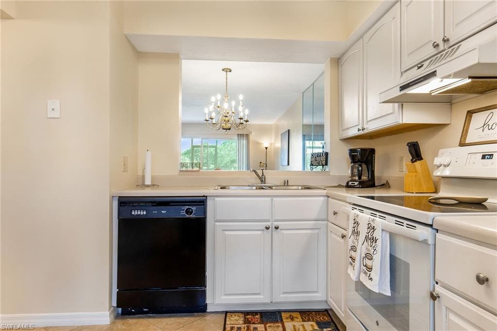 1075 Foxfire LN 103-9