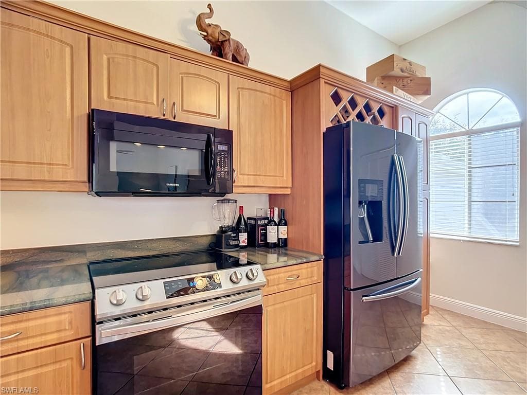 2860 CITRUS LAKE DR R-202-11
