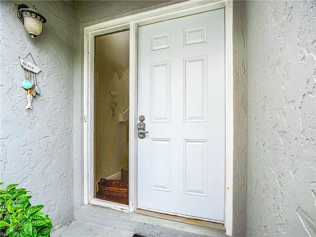 2860 CITRUS LAKE DR R-202-4