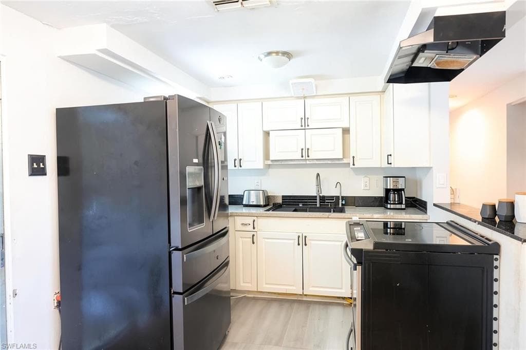 480 Valley DR-3