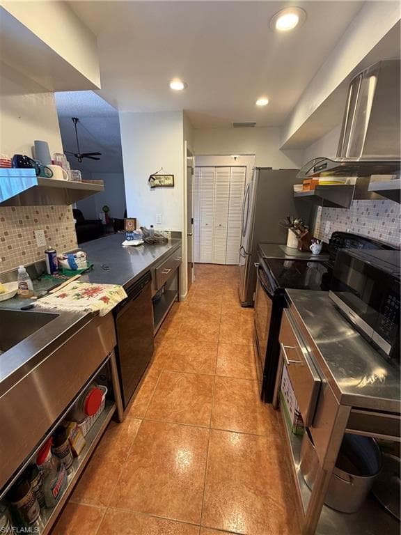 126 Oakside ST-12
