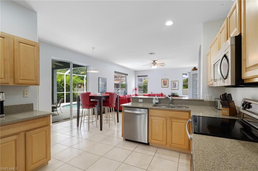 17341 Stepping Stone DR-14