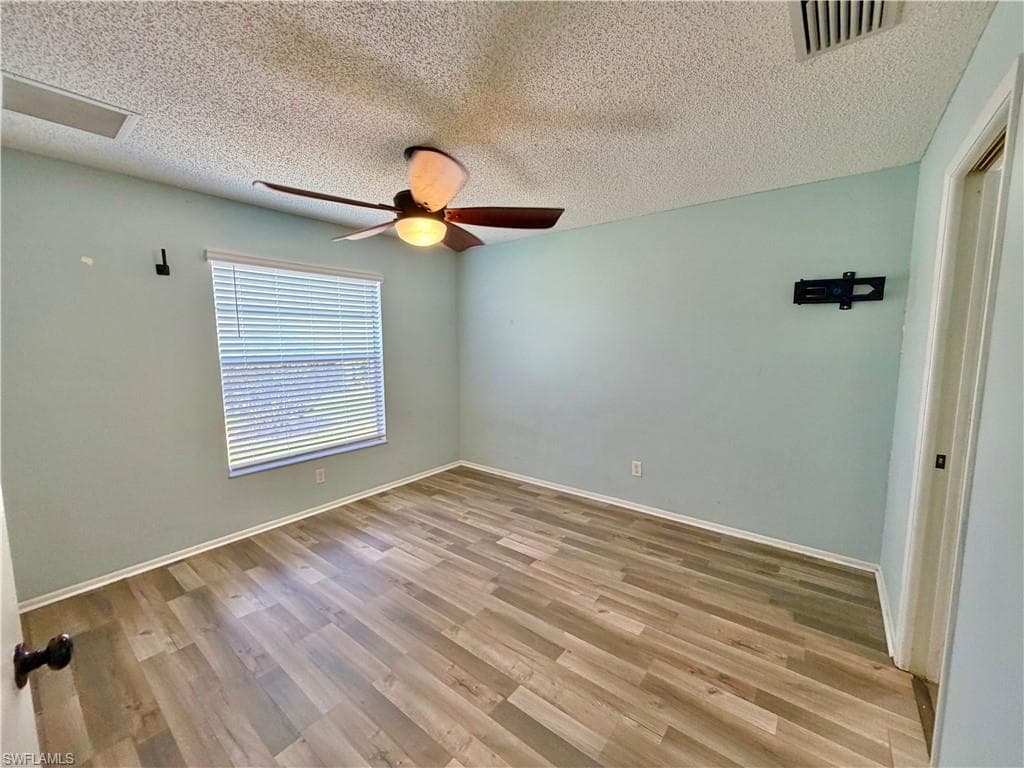 6124 Principia DR 2-8
