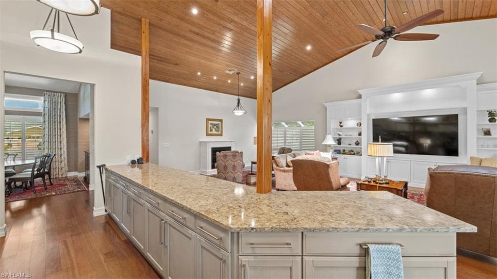 16918 Timberlakes DR-20