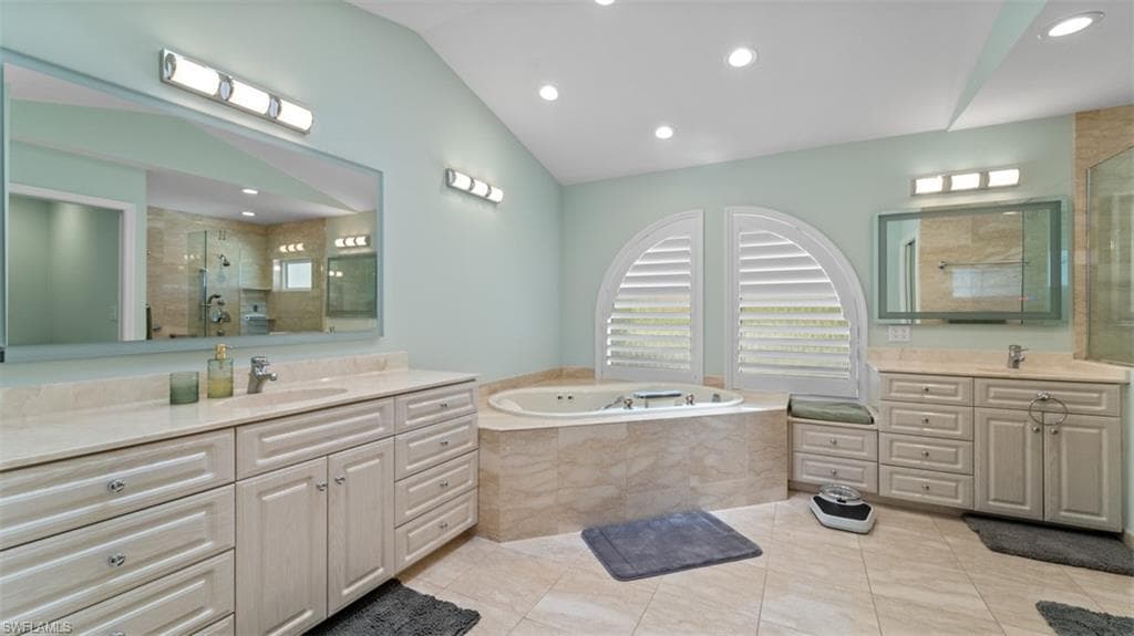 16918 Timberlakes DR-37