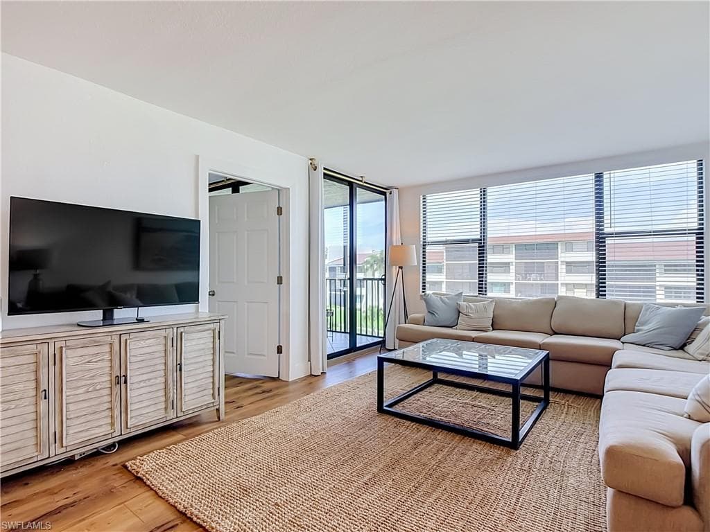 979 E Gulf DR D433-2