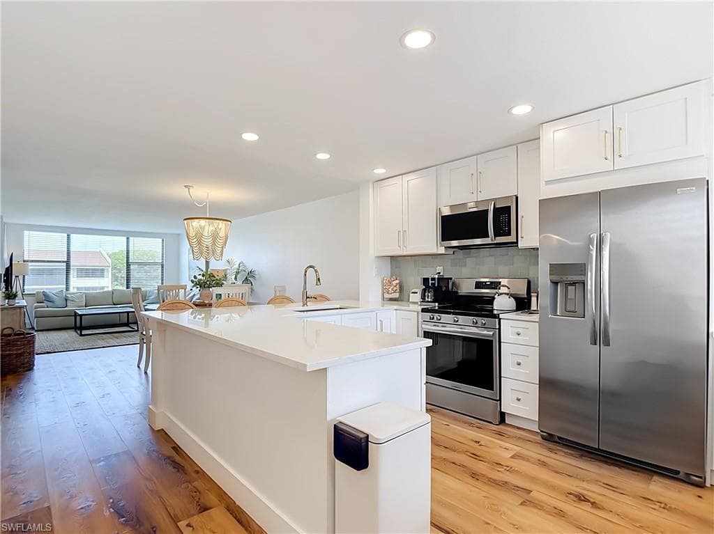 979 E Gulf DR D433-6