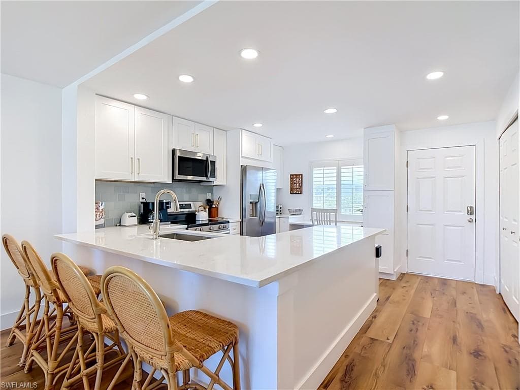 979 E Gulf DR D433-11