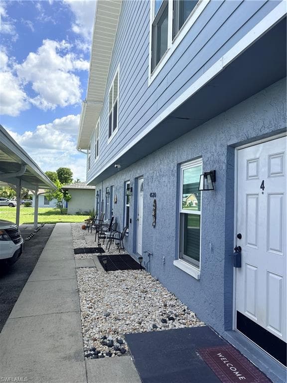 4520 SW 8th PL 4-4
