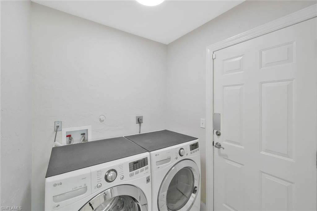 11054 Linnet LN-16