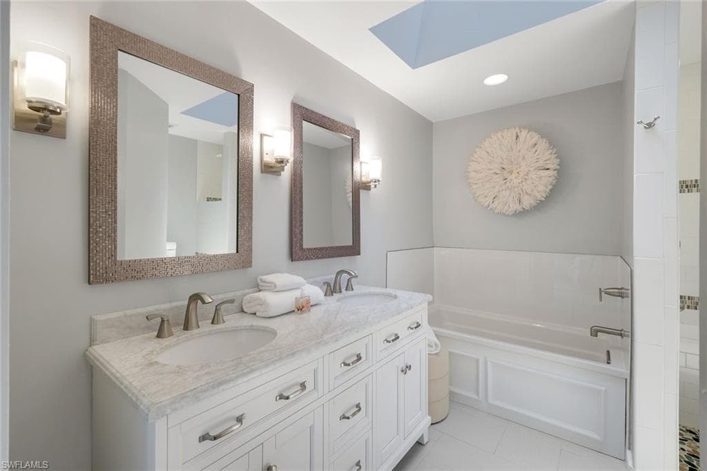 11054 Linnet LN-19