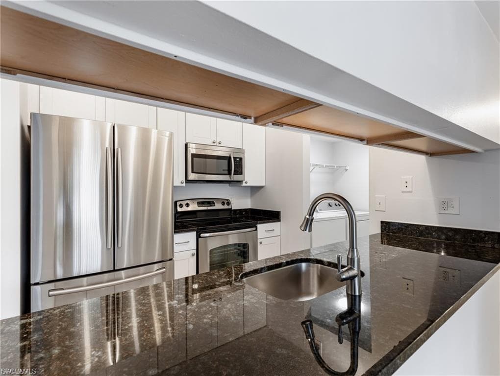 9540 Green Cypress LN 10-B2-14