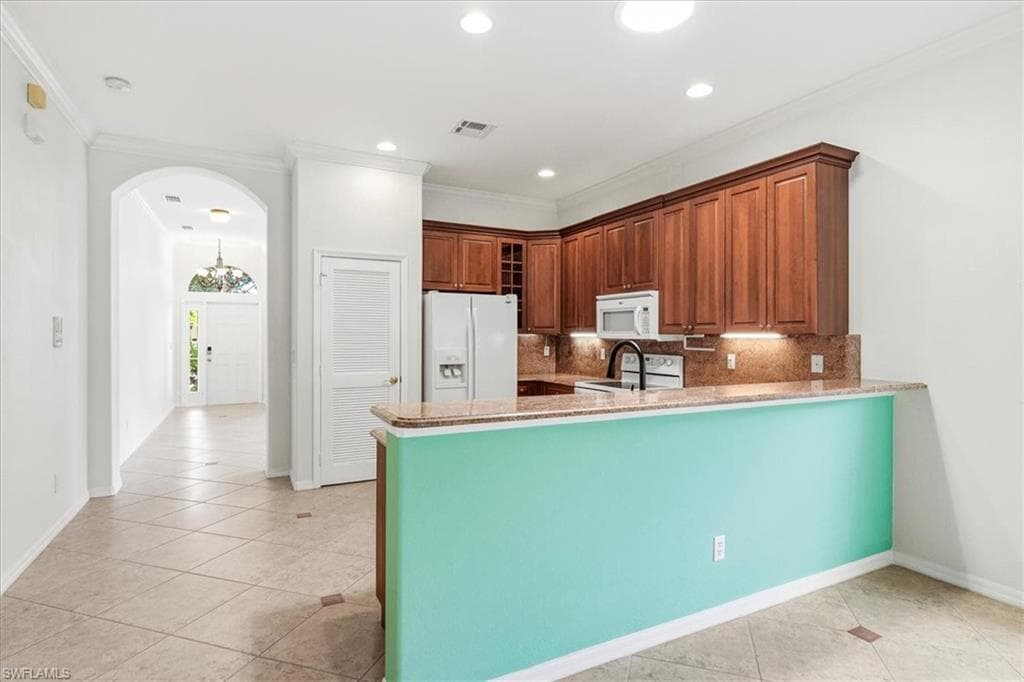 2493 Keystone Lake DR-9