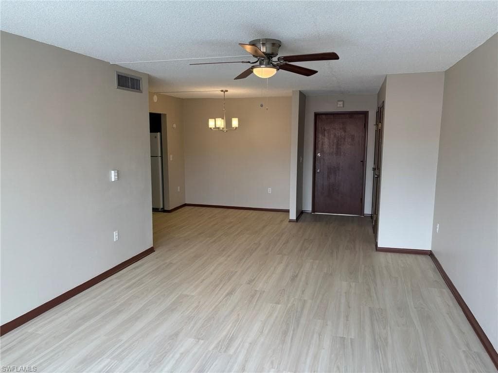 3704 Broadway 214-6