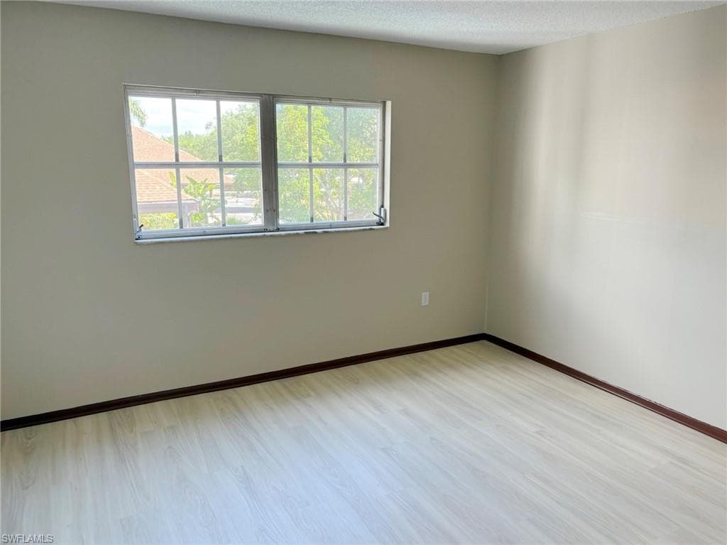 3704 Broadway 214-14