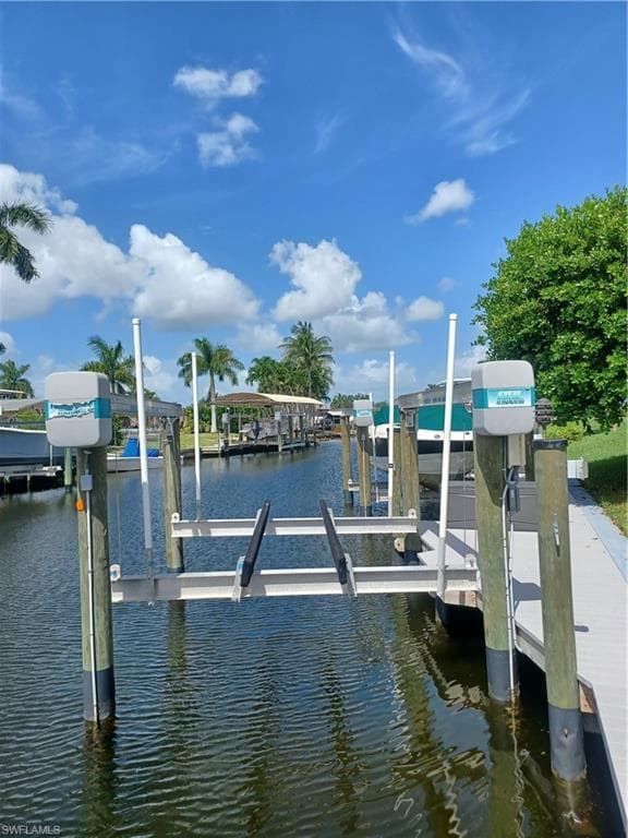 208 Cape Coral PKWY E 107-33
