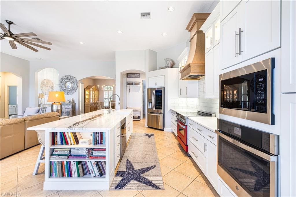 5589 Whispering Willow WAY-10
