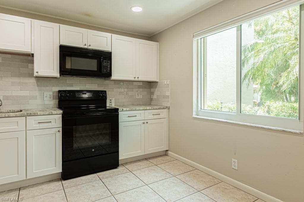 149 Palm DR 17-4