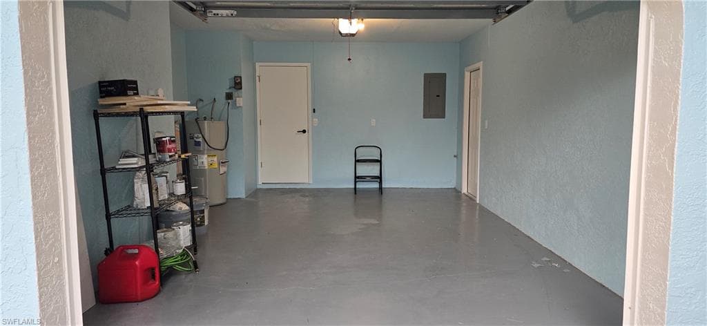 1039 Michigan AVE-10