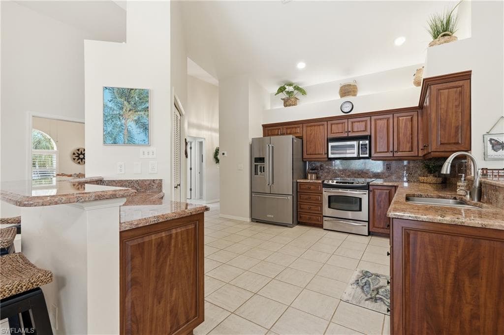 12846 Dresden CT-17
