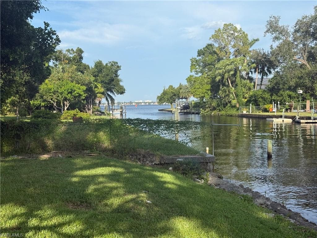 1845 Marina CIR-3
