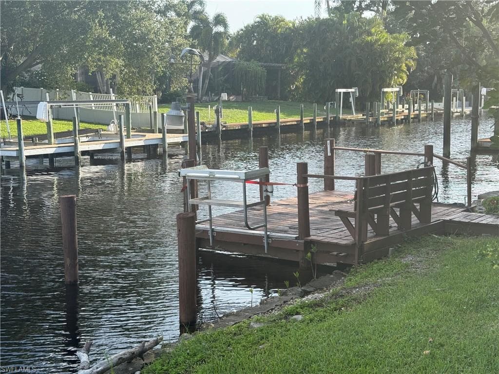 1845 Marina CIR-5