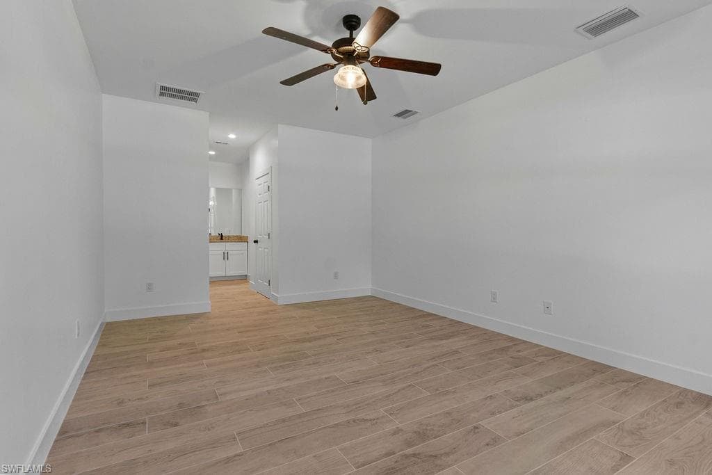 2008 Robert AVE-18