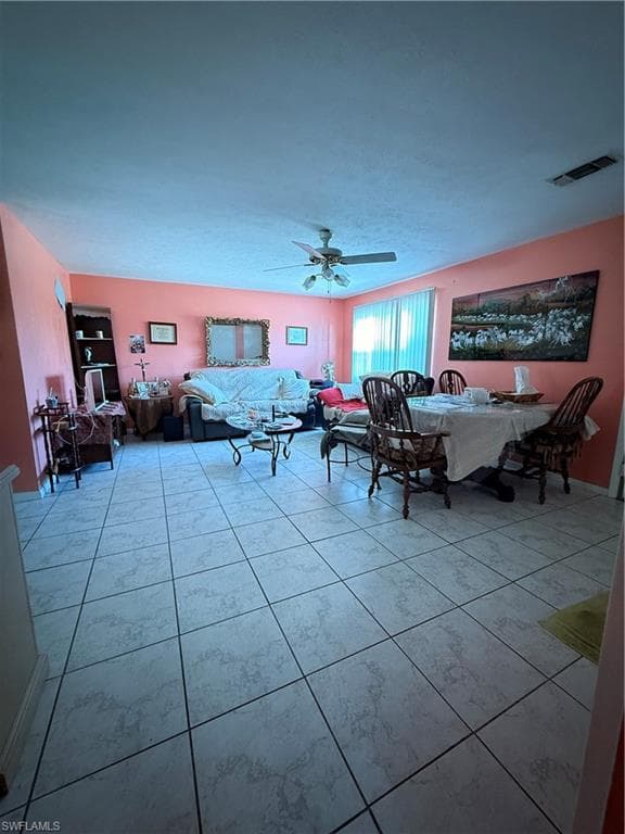 1379 Golf DR-5