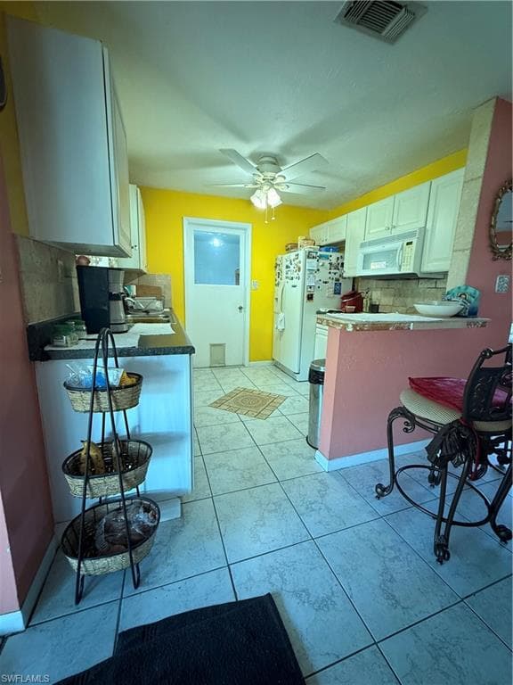1379 Golf DR-8